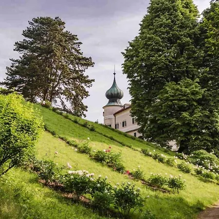 Urlaub In Schlossnaehe * Artstetten